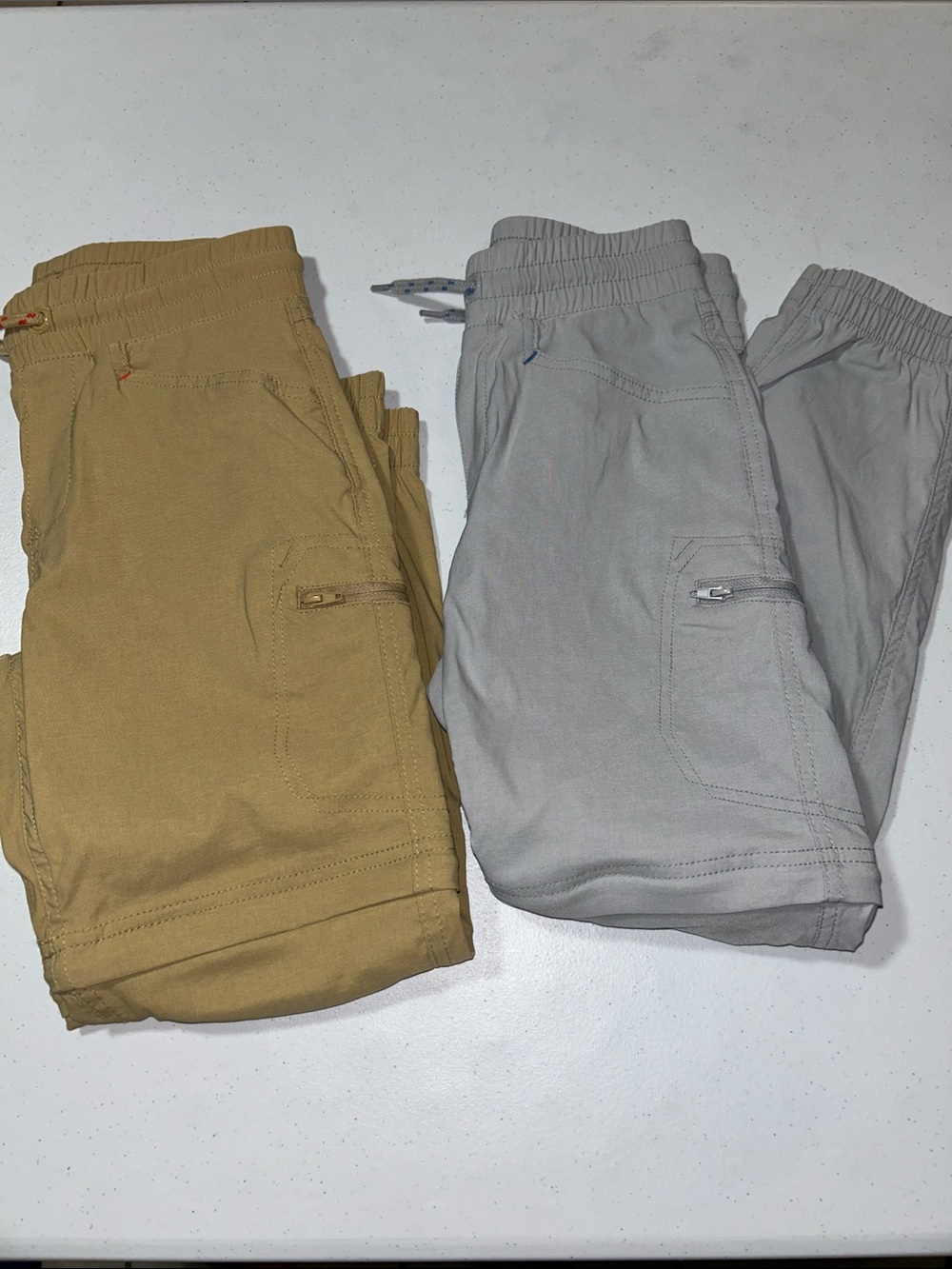 Eddie Bauer Boy’s Convertible Cargo Pants + Shorts 2 in 1 Bundle Size S (7/8)